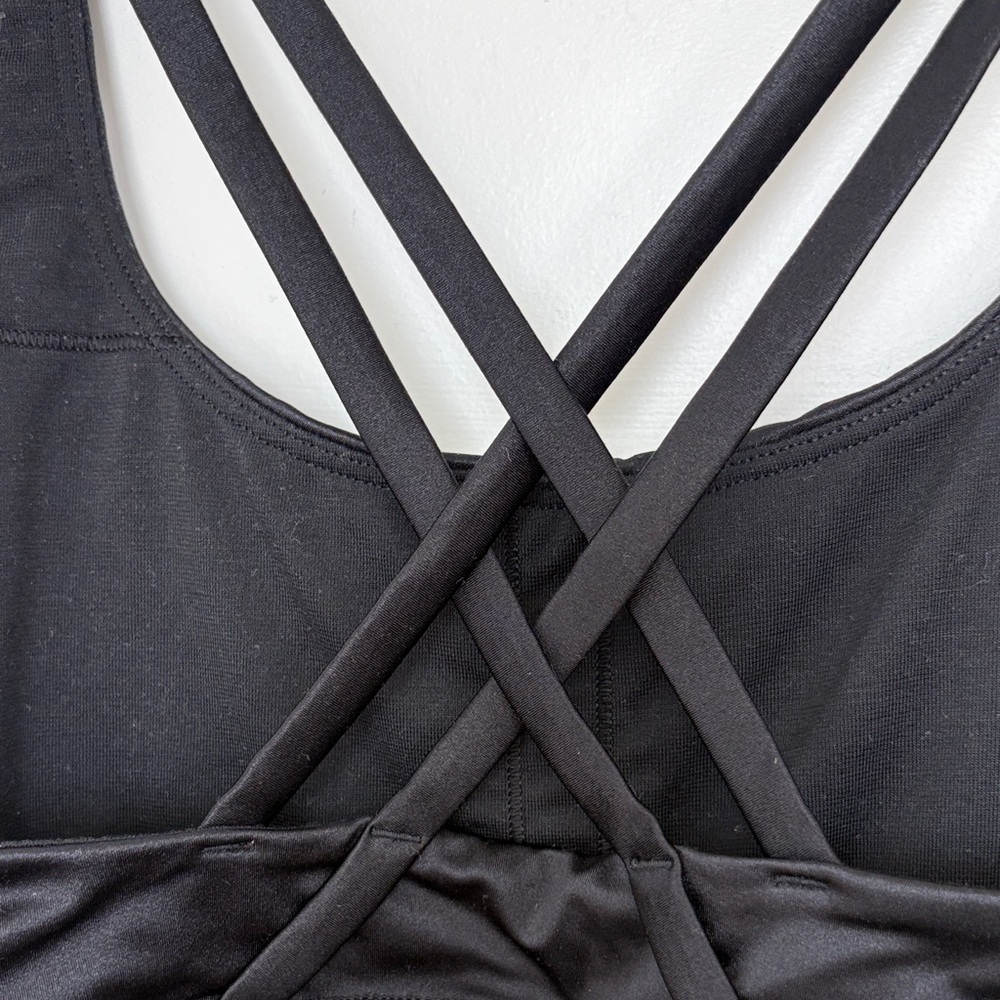 Lululemon Black Energy Bra Longline Strappy Sports Satin Shine Bra 4 - Picture 5 of 8